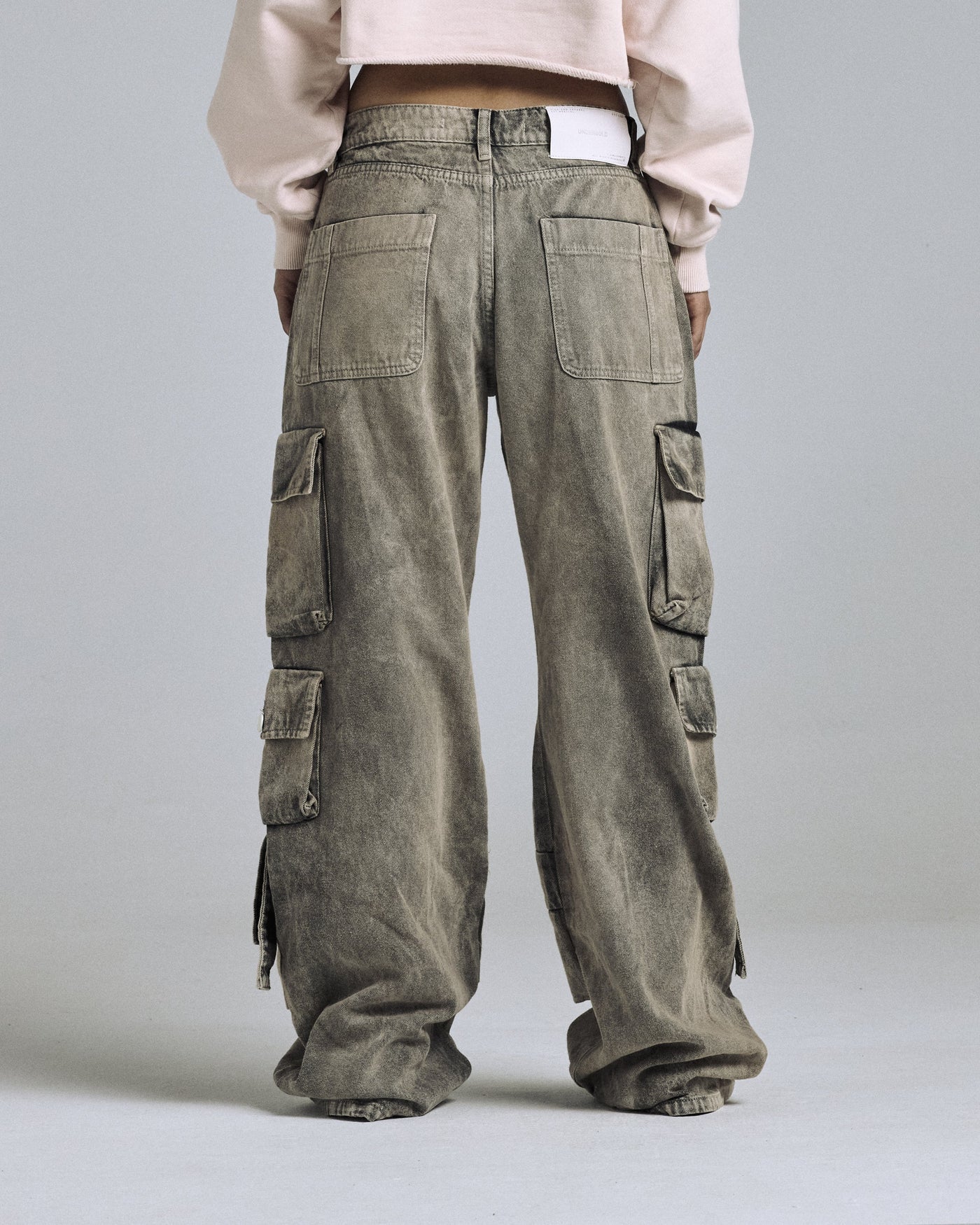 W BASIC MULTI-POCKET CARGO JEAN WASHED BROWN