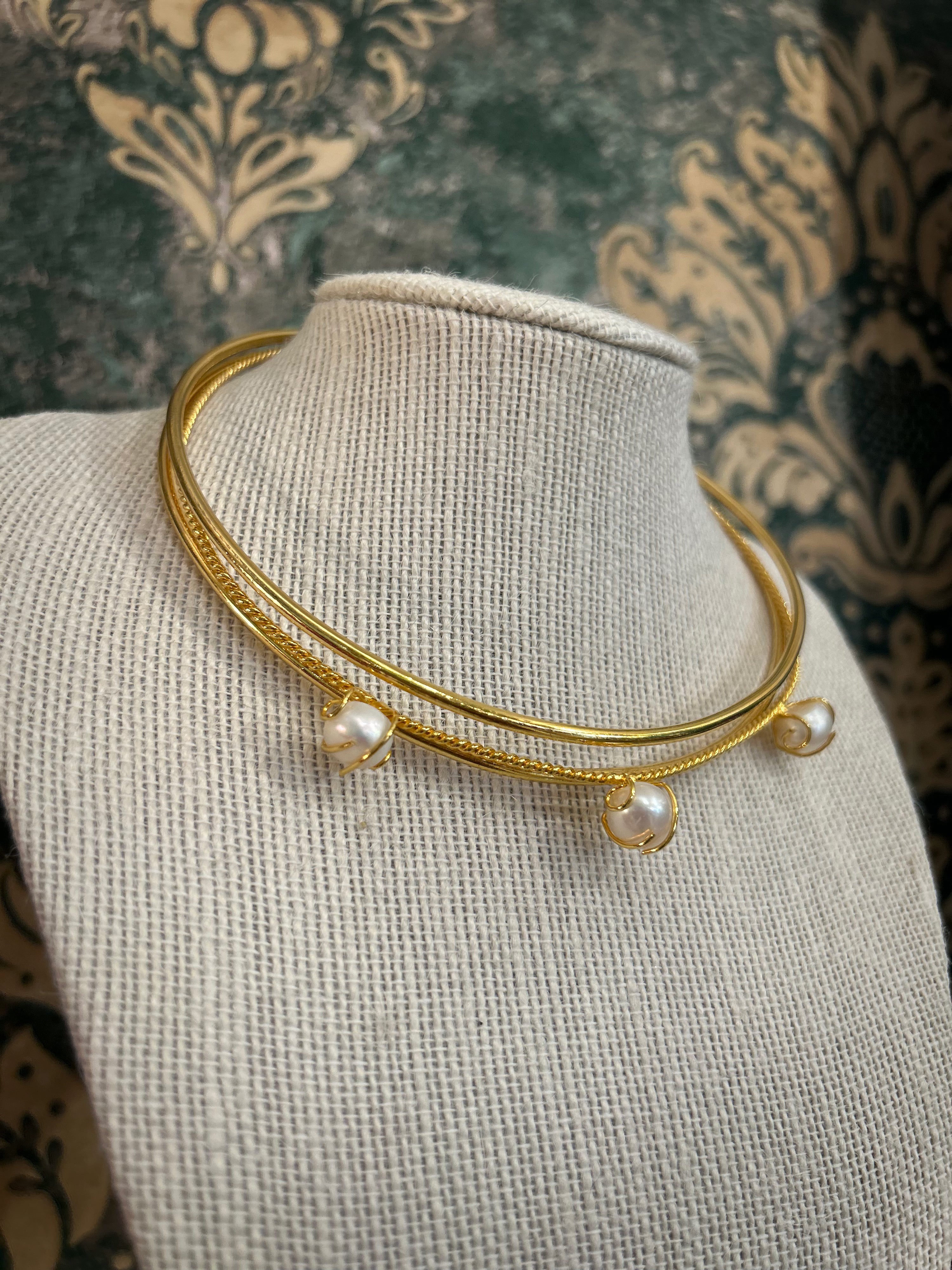 A-CHOCKER