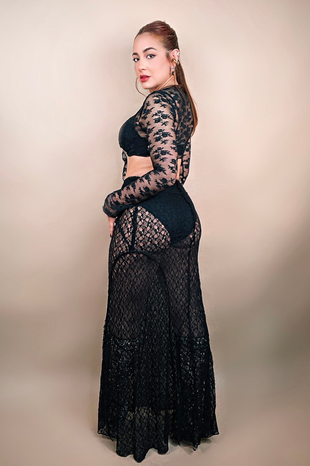 MERIDA BLACK LACE SKIRT