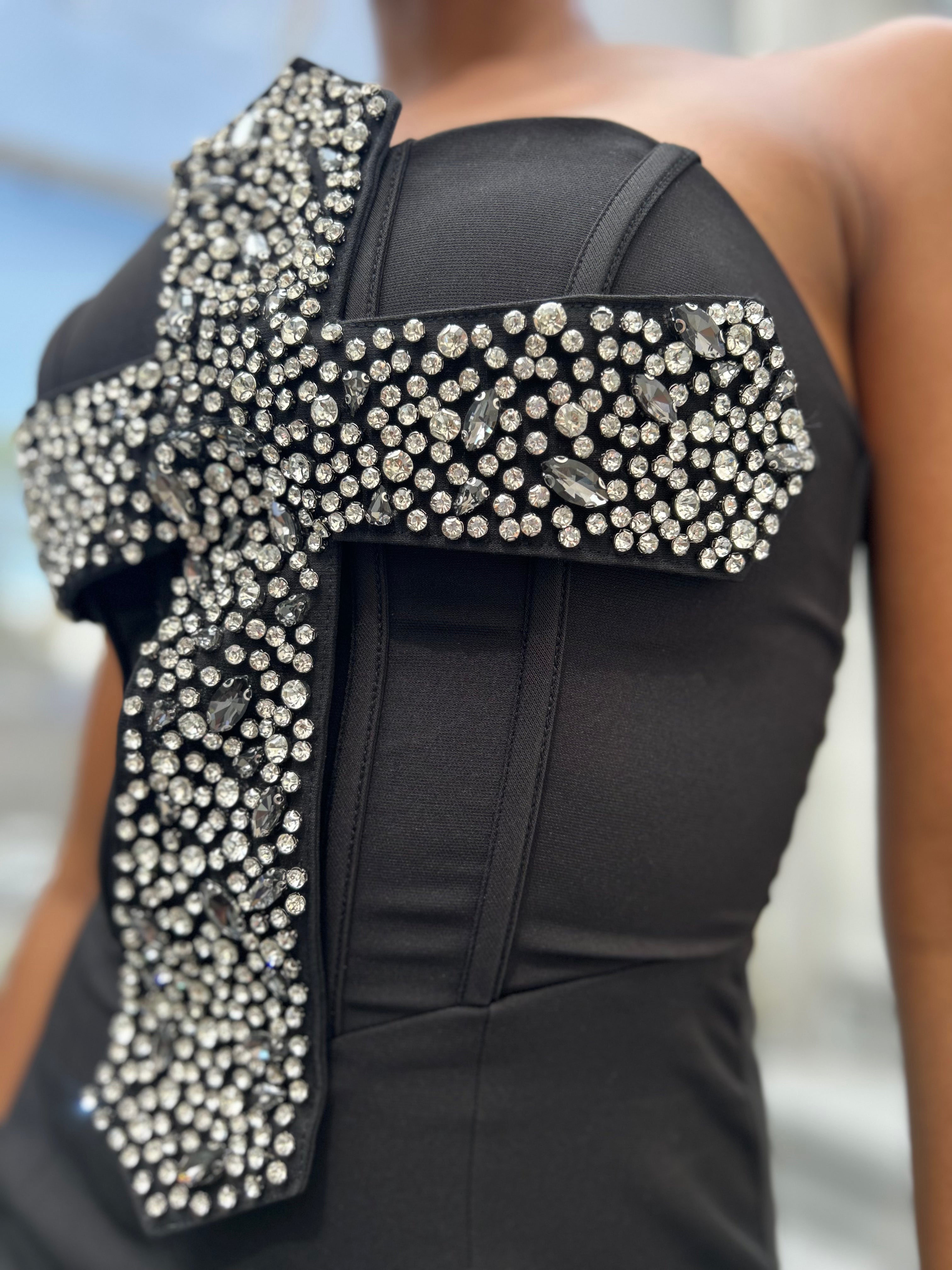 CRUX STRAPLESS BLACK DRESS