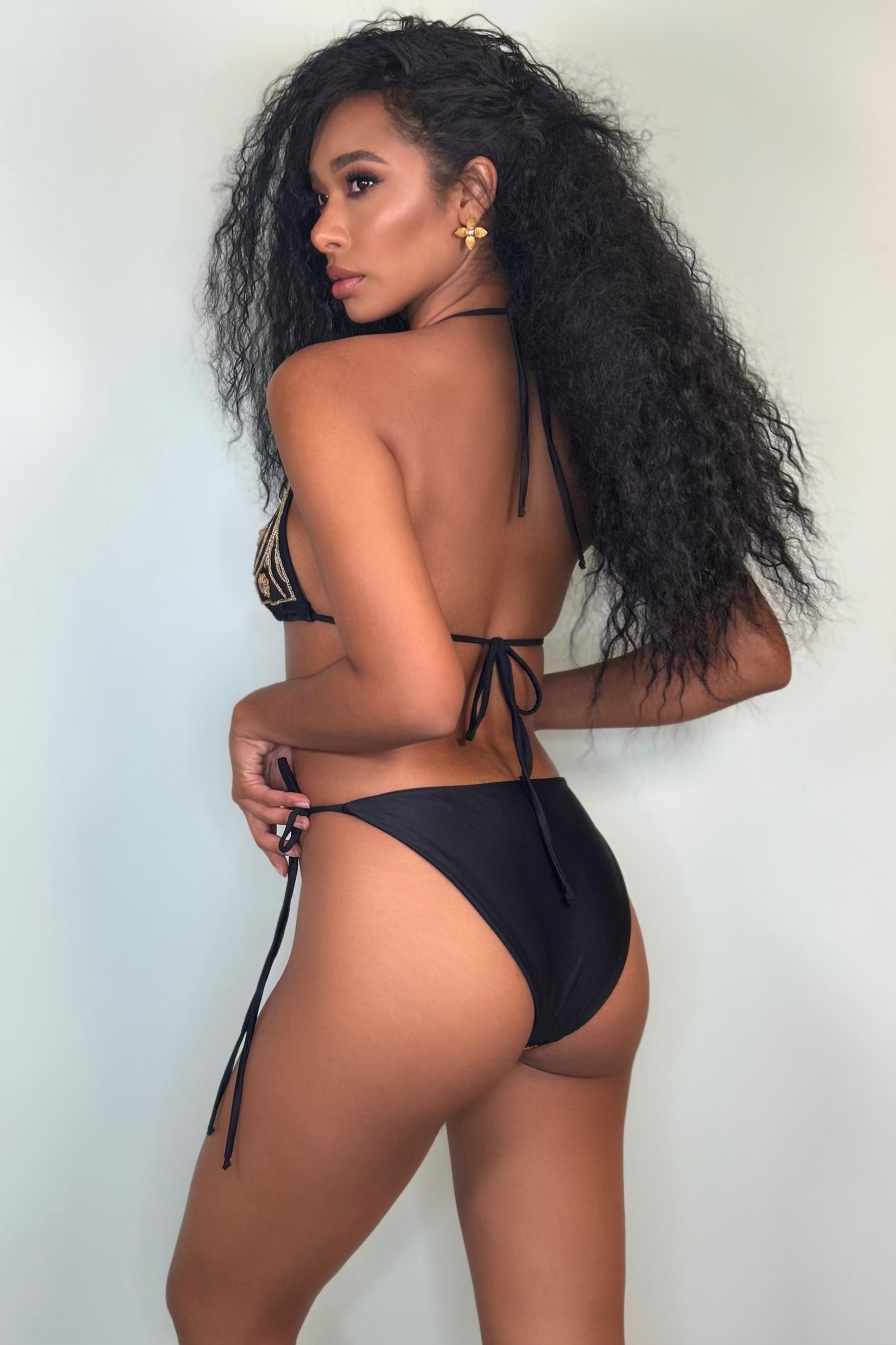 LUCIANA BLACK