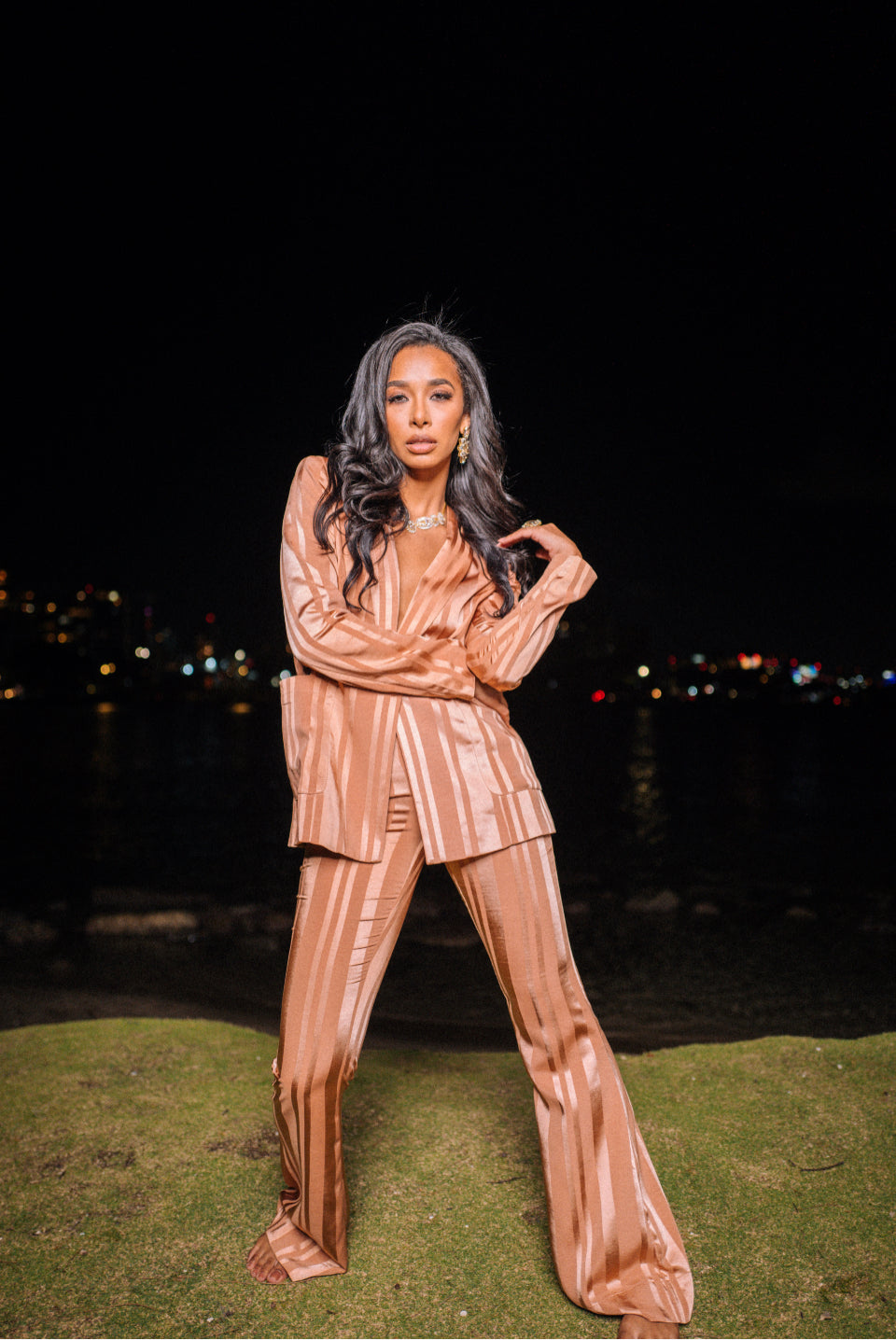 LEXI SATIN BLAZER