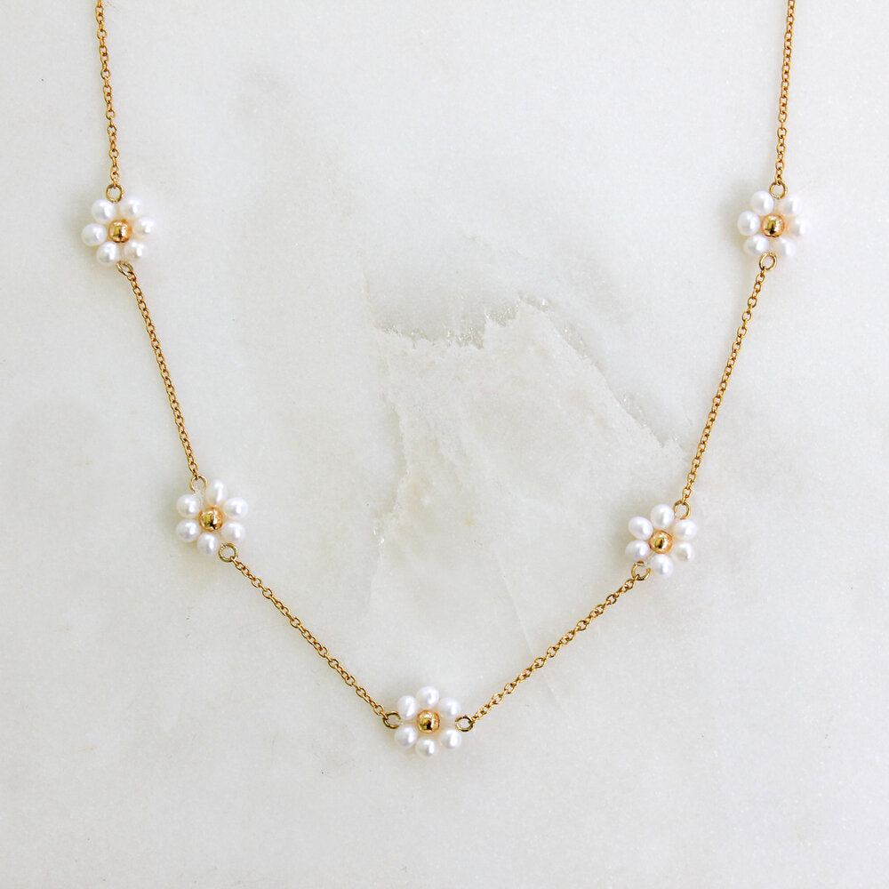 DAISY PEARL LOVE CHOKER