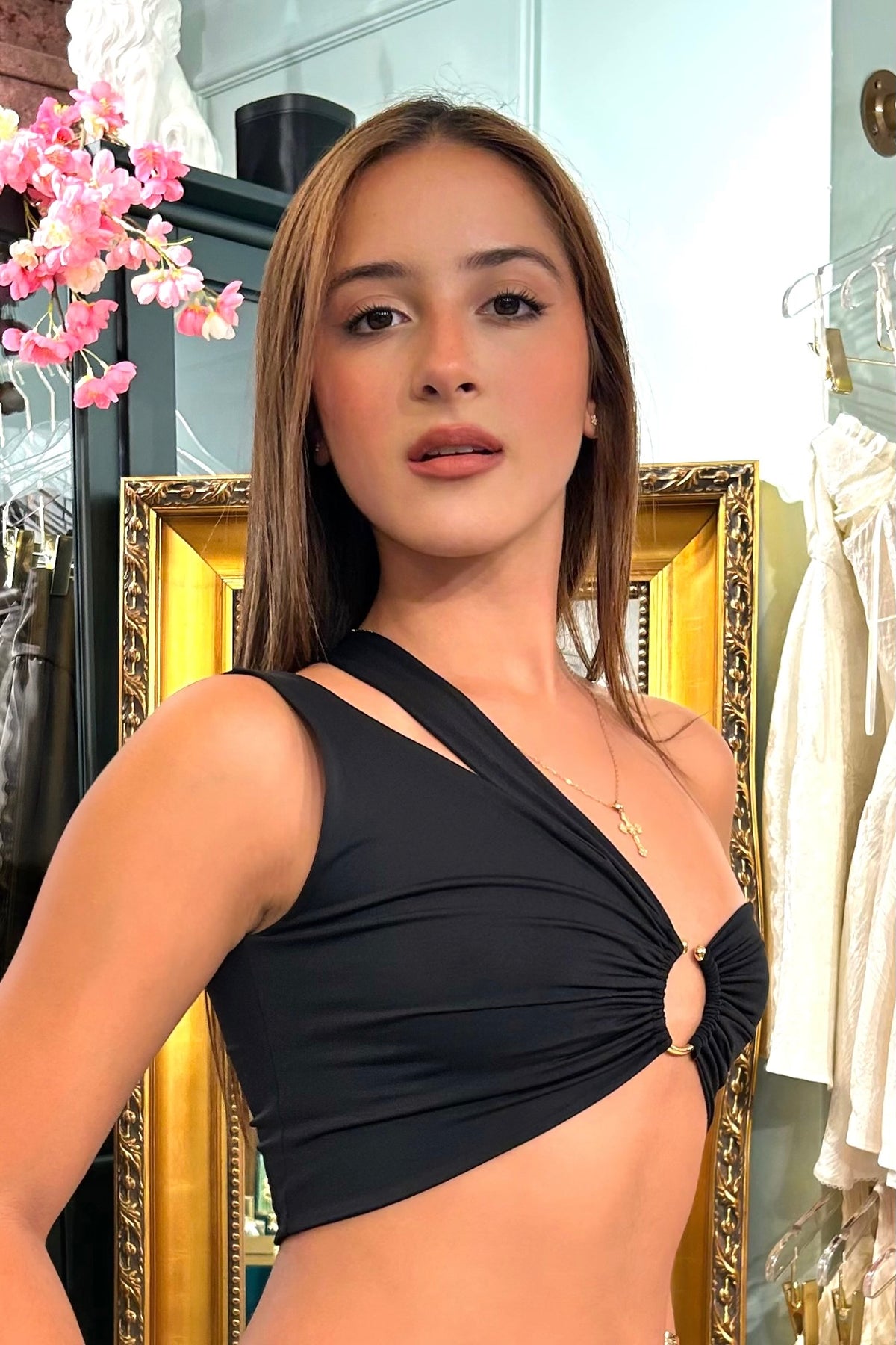 KIM CROP TOP