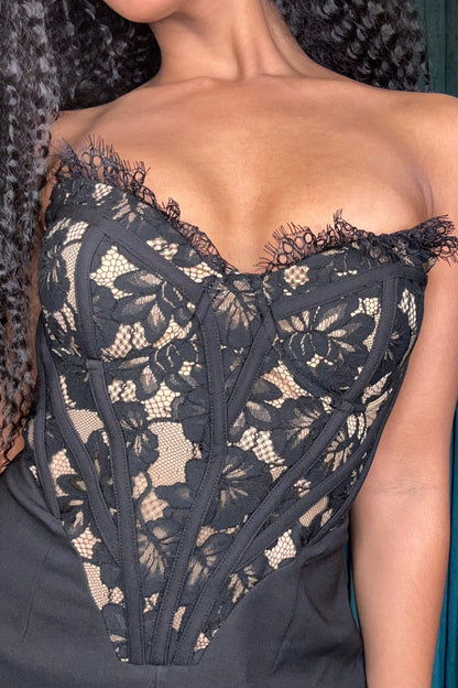 INARIA LACE ON CROSS BACK