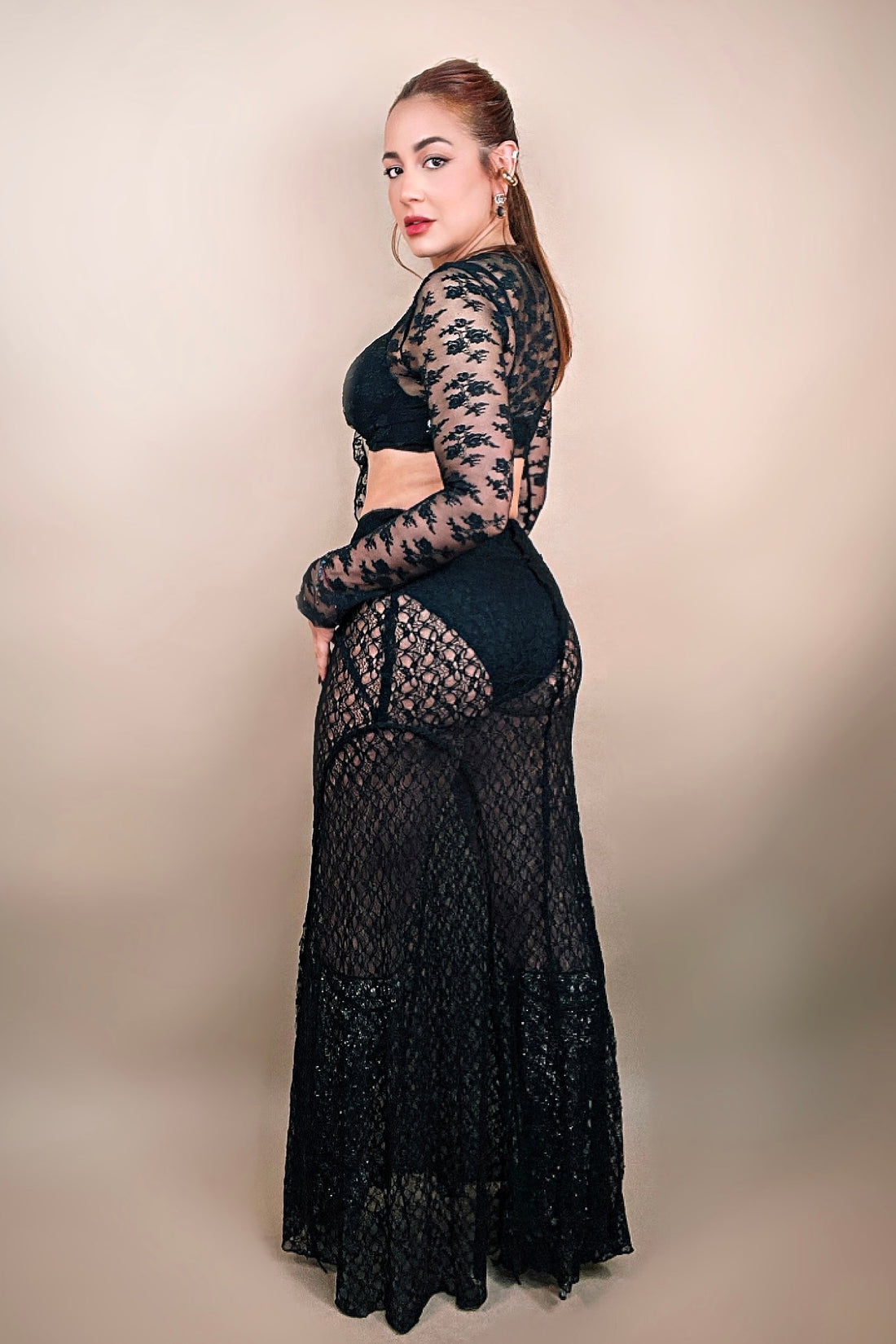 MERIDA BLACK LACE SKIRT