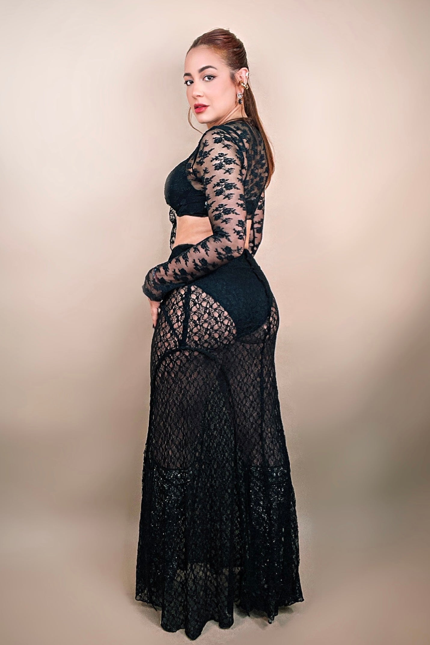 MERIDA BLACK LACE SKIRT