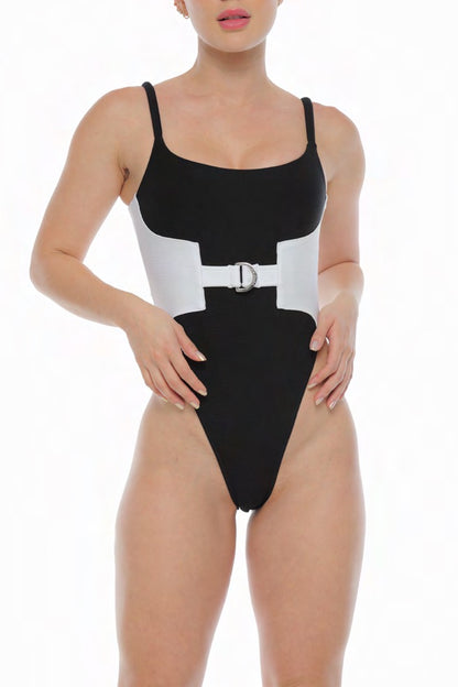 MAXINE DANTE ONE PIECE