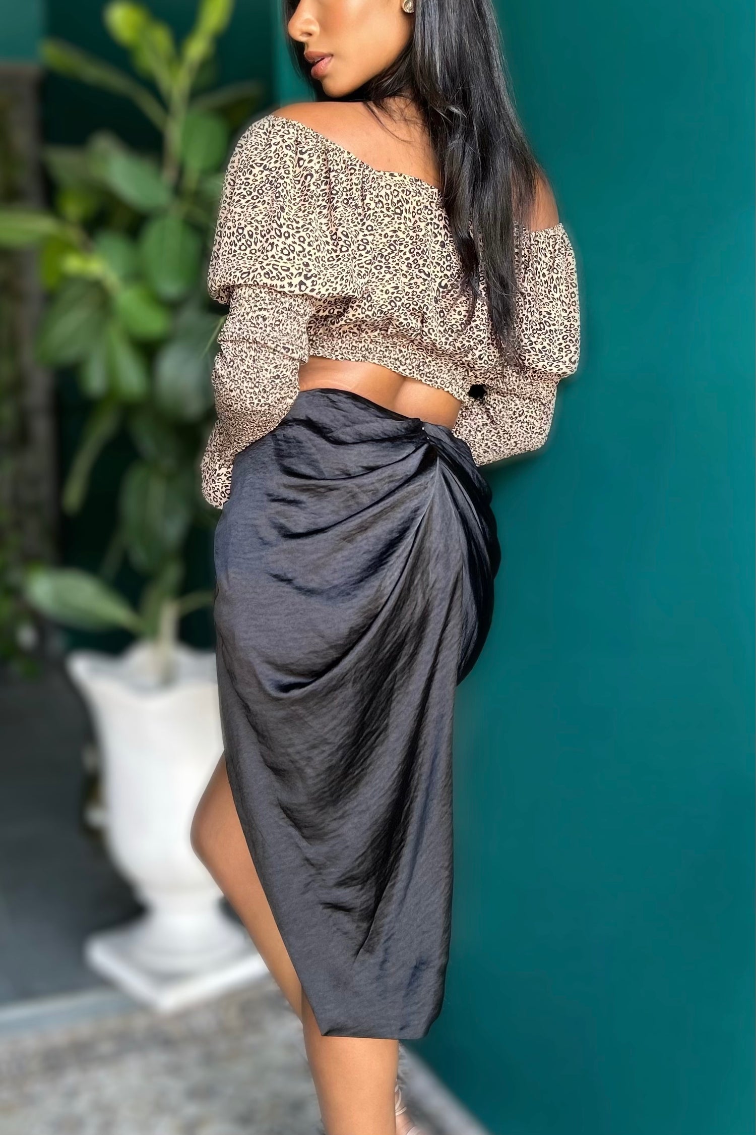 JULISA BLACK SKIRT