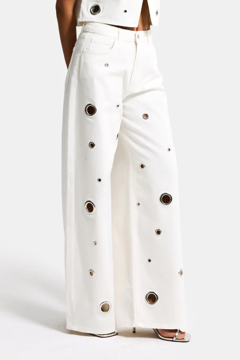MEREDI METAL RING DETAIL WHITE DENIM