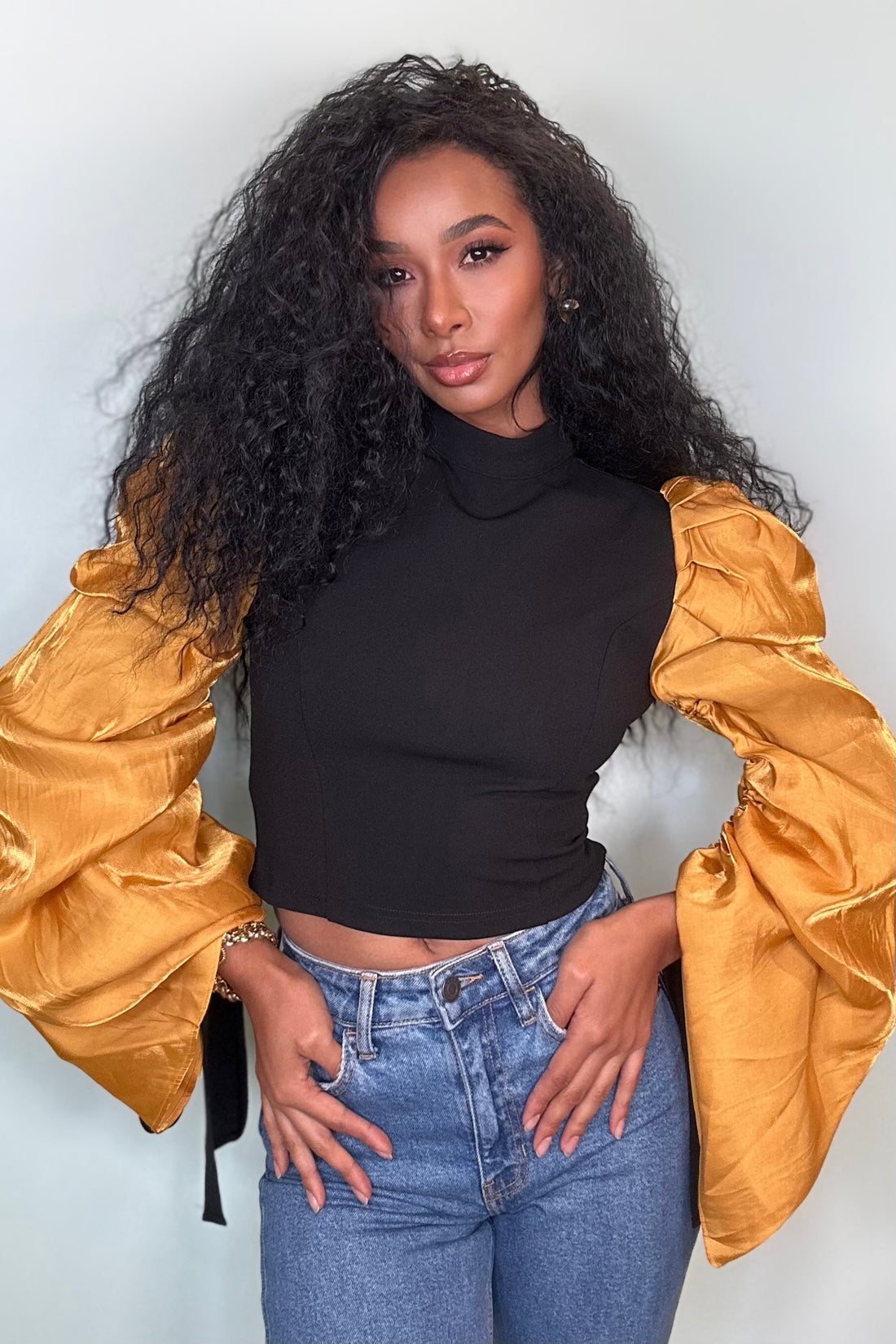QUEEN BEE TOP